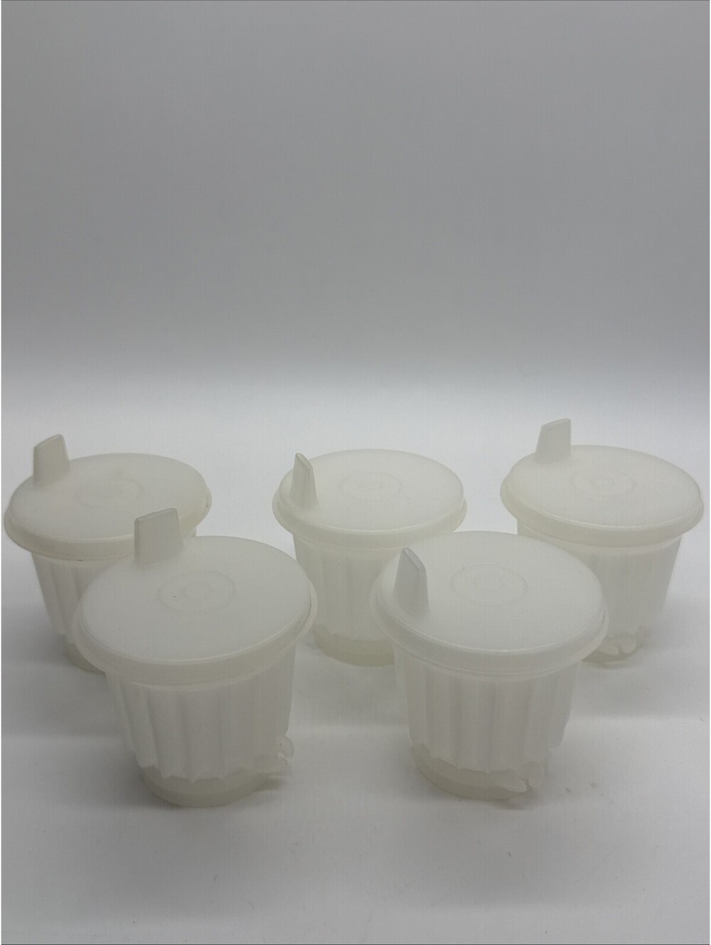 Vintage Tupperware Jel-Ette Individual Gelatin Molds Lot of 5 White Sippy Lids